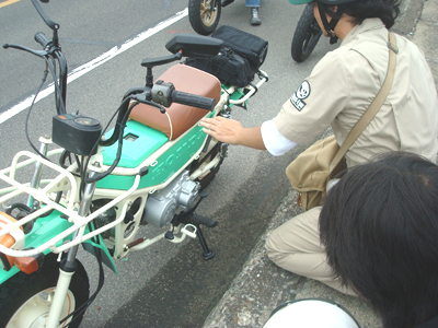 qH