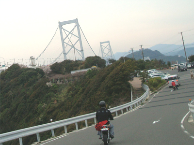 勴