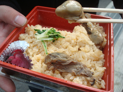 牡蠣 入ってます