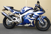 YZF-R1 j[XN[yCg