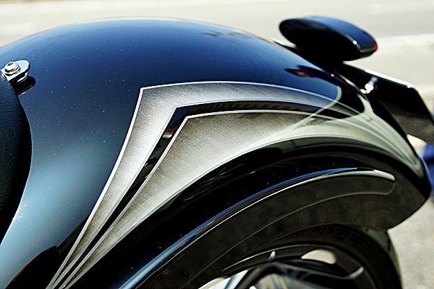 \teC 2010N FLSTFB 260 WIDE TIRE CUSTOM 04