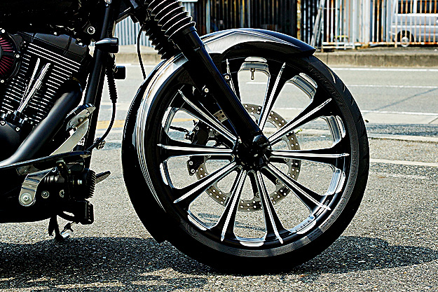 \teC 2010N FLSTFB 260 WIDE TIRE CUSTOM 06