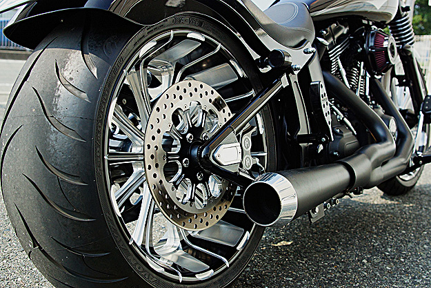 \teC 2010N FLSTFB 260 WIDE TIRE CUSTOM 08