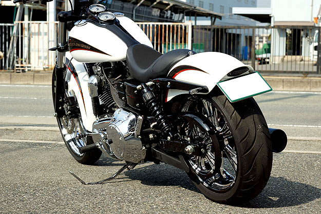 2010年式 FXDL 07